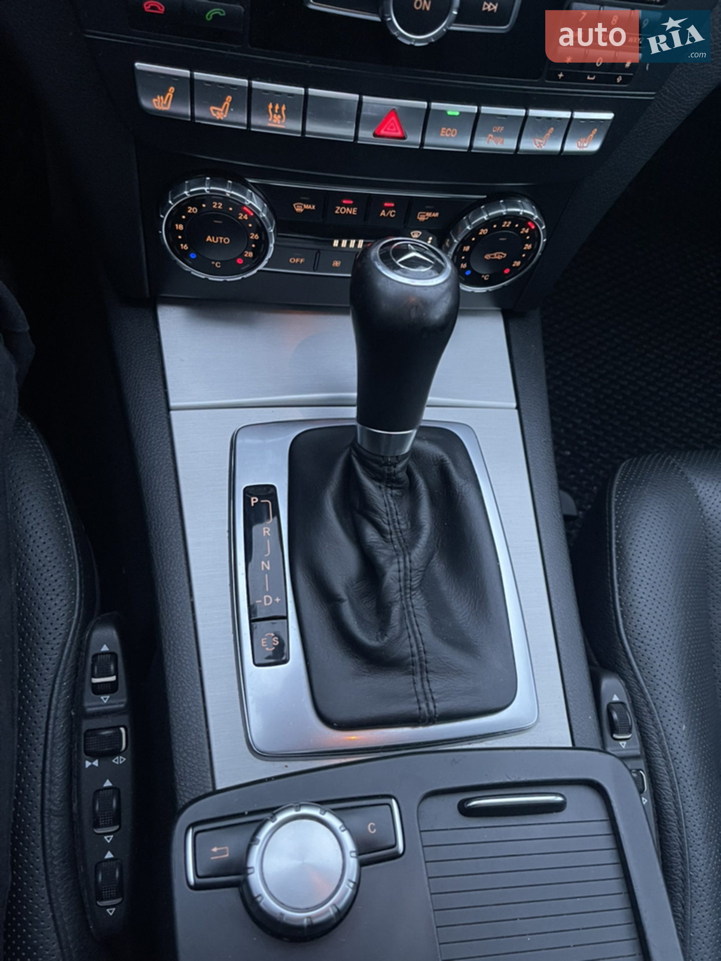 2013 Mercedes-Benz C-klasse - мініатюра 12