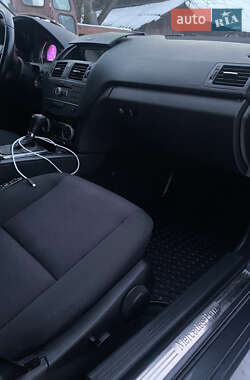 Универсал Mercedes-Benz C-Class 2010 в 