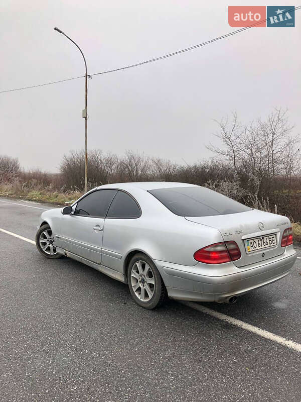 Купе Mercedes-Benz C-Class 1998 в Горонде