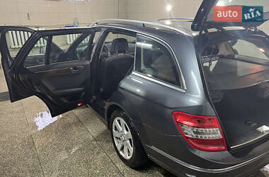 Универсал Mercedes-Benz C-Class 2010 в 
