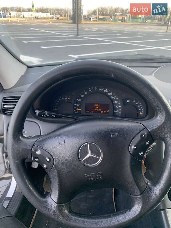 Седан Mercedes-Benz C-Class 2000 в Луцке