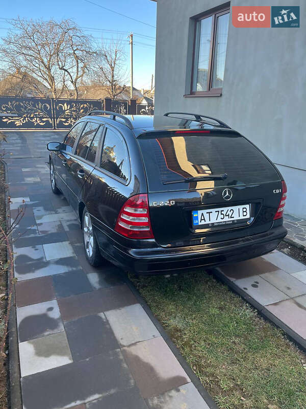 Универсал Mercedes-Benz C-Class 2005 в Ивано-Франковске фото 5 Универсал Mercedes-Benz C-Class 2005 в Ивано-Франковске