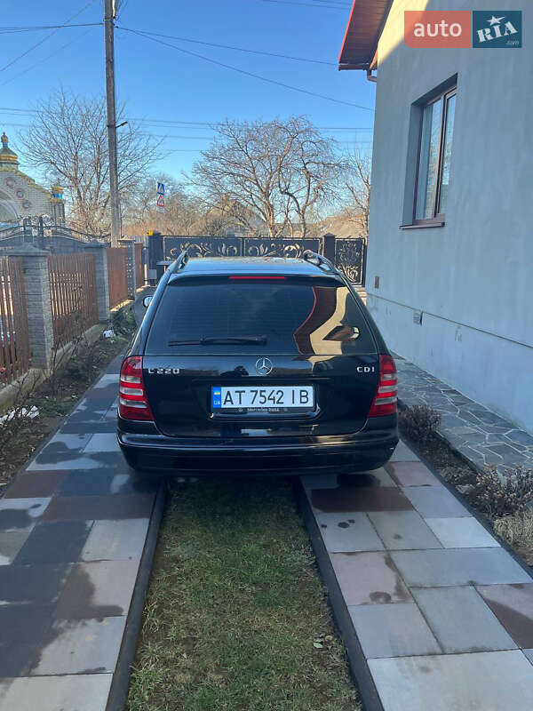Универсал Mercedes-Benz C-Class 2005 в Ивано-Франковске фото 8 Универсал Mercedes-Benz C-Class 2005 в Ивано-Франковске