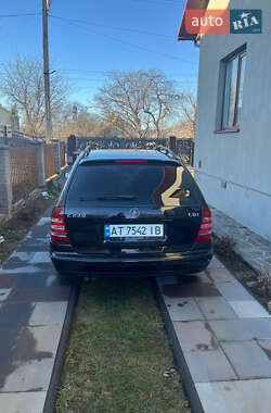 Универсал Mercedes-Benz C-Class 2005 в 