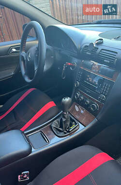 Универсал Mercedes-Benz C-Class 2005 в 