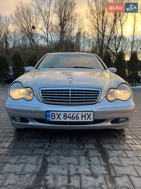 Седан Mercedes-Benz C-Class 2003 в Хмельницком
