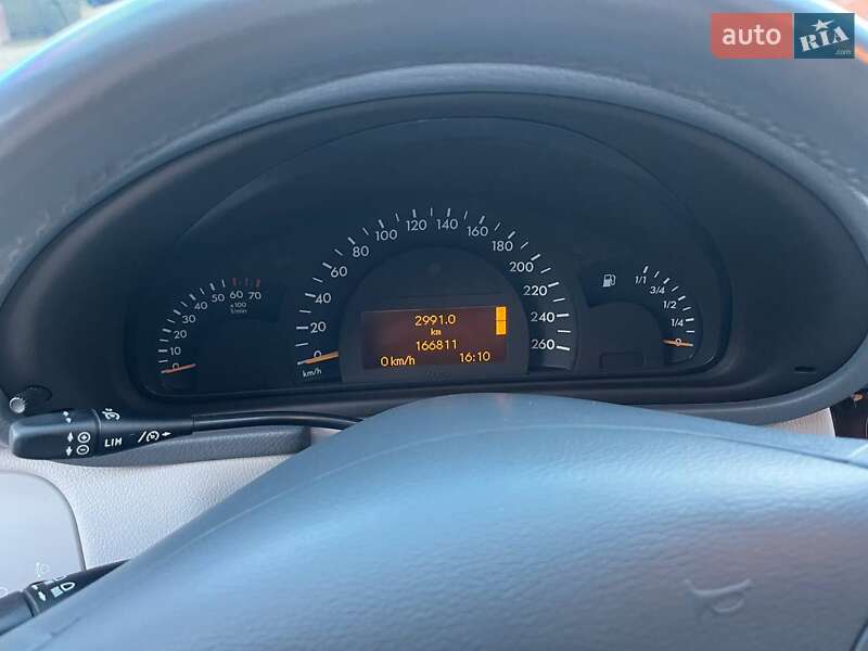 Седан Mercedes-Benz C-Class 2003 в Хмельницком
