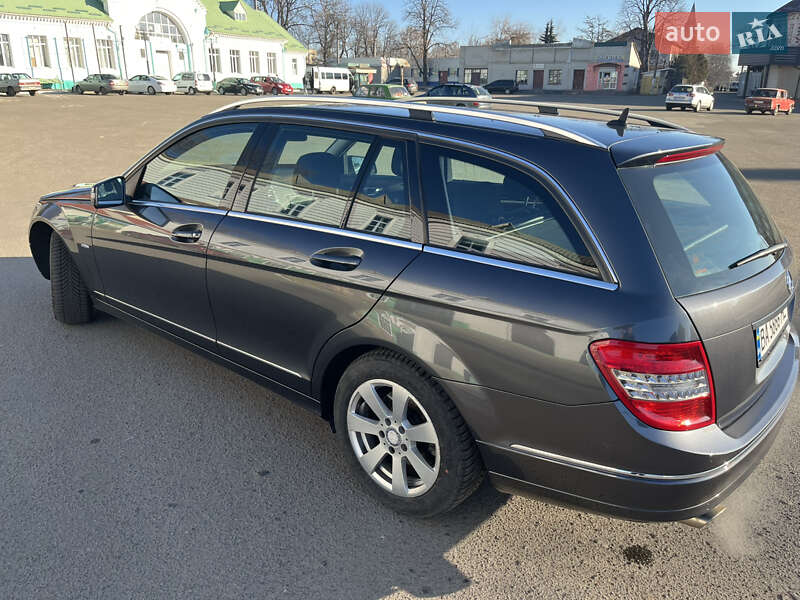 Универсал Mercedes-Benz C-Class 2010 в Гайвороне
