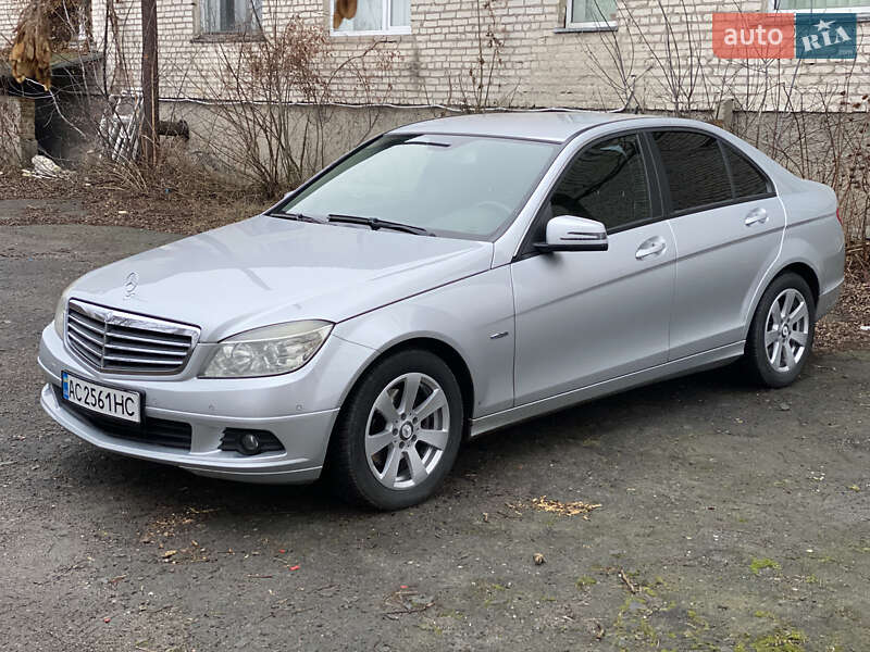 Седан Mercedes-Benz C-Class 2010 в Луцке фото 2 Седан Mercedes-Benz C-Class 2010 в Луцке