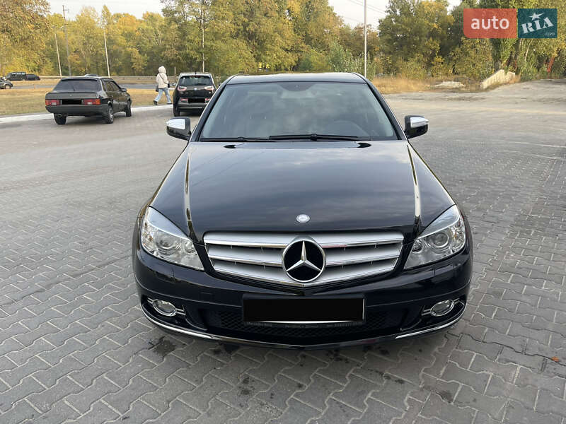 Седан Mercedes-Benz C-Class 2007 в Києві