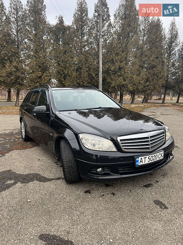 Универсал Mercedes-Benz C-Class 2010 в Рожнятове