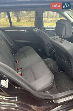 Универсал Mercedes-Benz C-Class 2010 в 