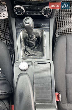 Универсал Mercedes-Benz C-Class 2010 в 