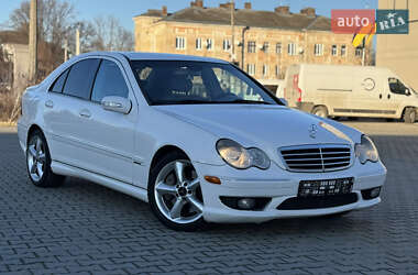 Седан Mercedes-Benz C-Class 2005 в Дрогобичі