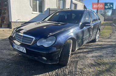 Універсал Mercedes-Benz C-Class 2001 в Самборі