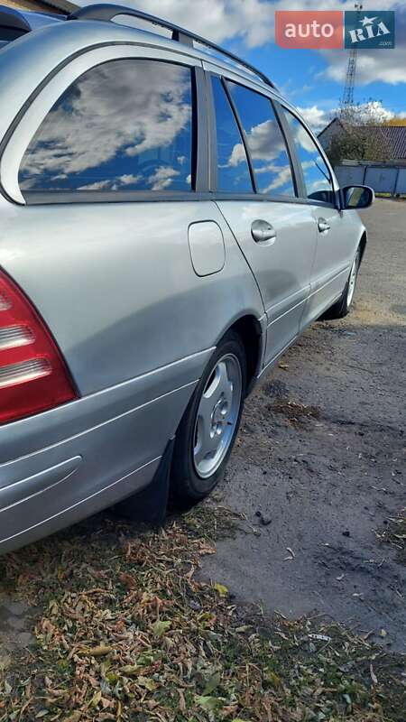 Универсал Mercedes-Benz C-Class 2002 в Лохвице