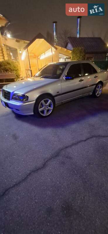 Седан Mercedes-Benz C-Class 1998 в Киеве
