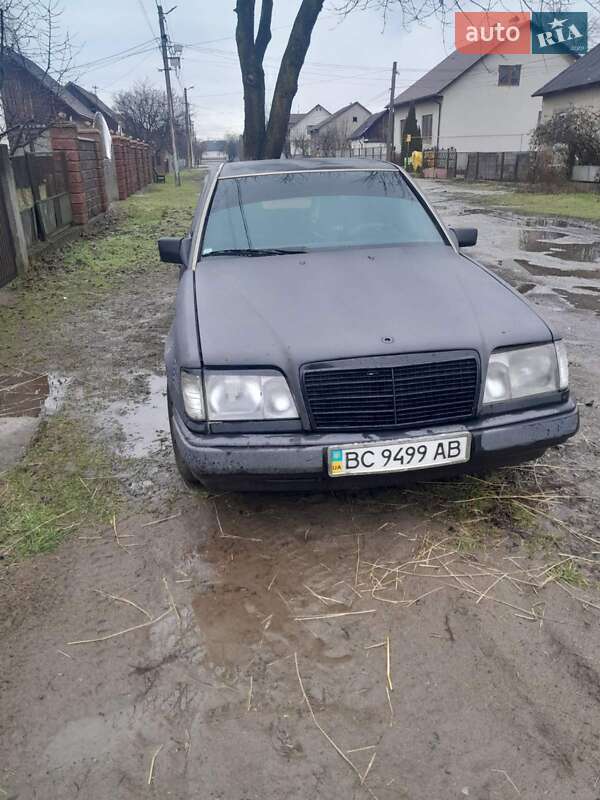 Седан Mercedes-Benz C-Class 1991 в 