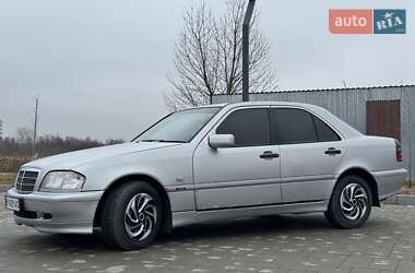 Седан Mercedes-Benz C-Class 2000 в 