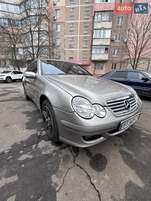 Mercedes-Benz C-Class
