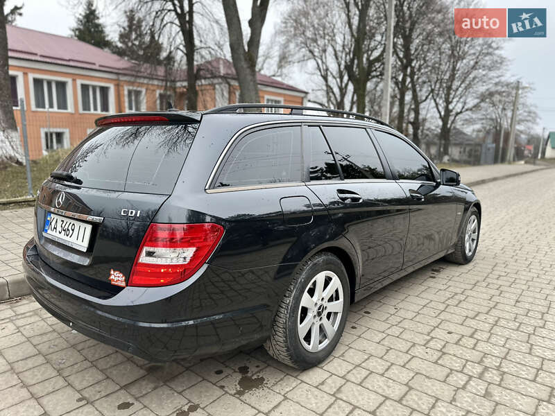 Универсал Mercedes-Benz C-Class 2011 в Городке