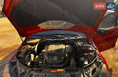 Седан Mercedes-Benz C-Class 2011 в 