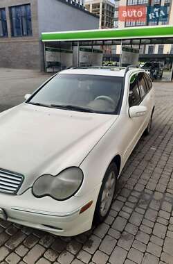 Универсал Mercedes-Benz C-Class 2004 в 