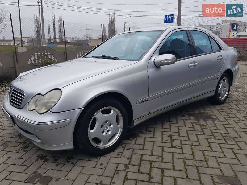 Седан Mercedes-Benz C-Class 2000 в Николаеве