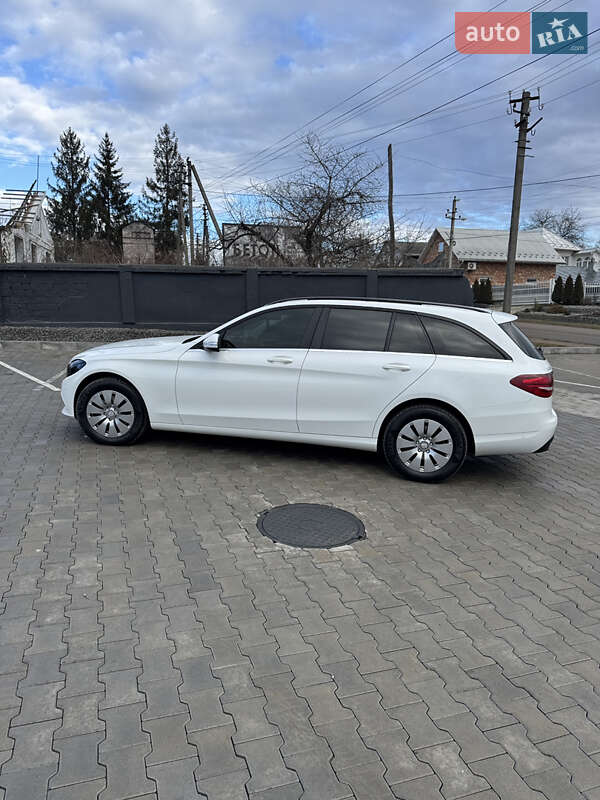 Универсал Mercedes-Benz C-Class 2014 в Черновцах