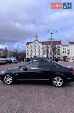 Седан Mercedes-Benz C-Class 2010 в Чернигове