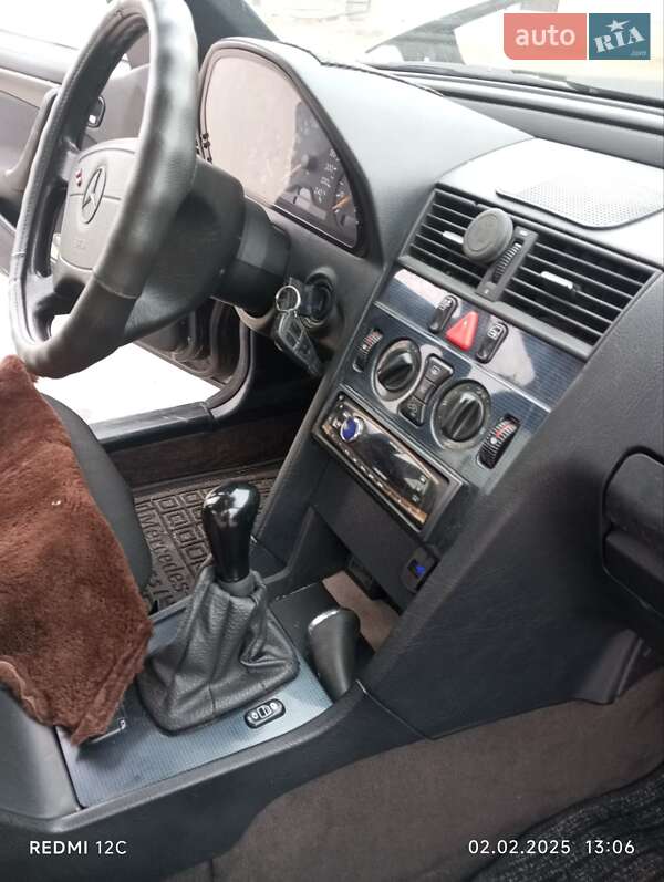 Седан Mercedes-Benz C-Class 1997 в Боярке