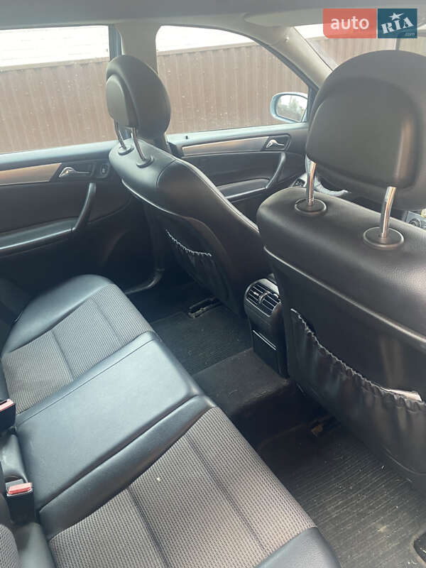 Универсал Mercedes-Benz C-Class 2004 в Ивано-Франковске