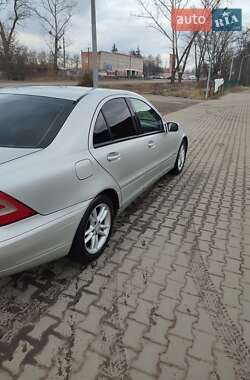 Седан Mercedes-Benz C-Class 2003 в 