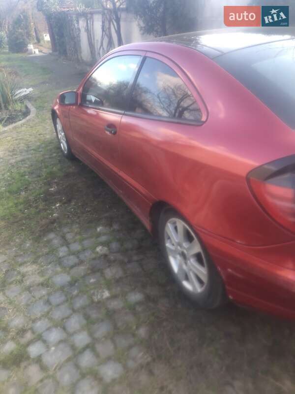 Купе Mercedes-Benz C-Class 2001 в Ужгороде