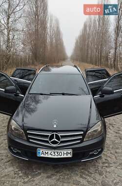 Універсал Mercedes-Benz C-Class 2008 в Житомирі