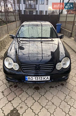 Купе Mercedes-Benz C-Class 2004 в 
