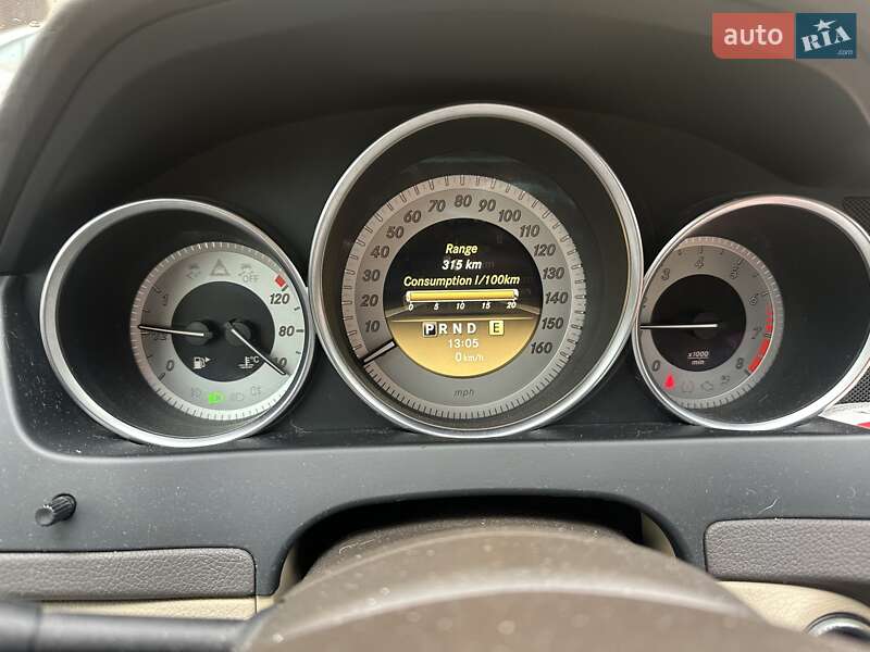Седан Mercedes-Benz C-Class 2011 в Львове