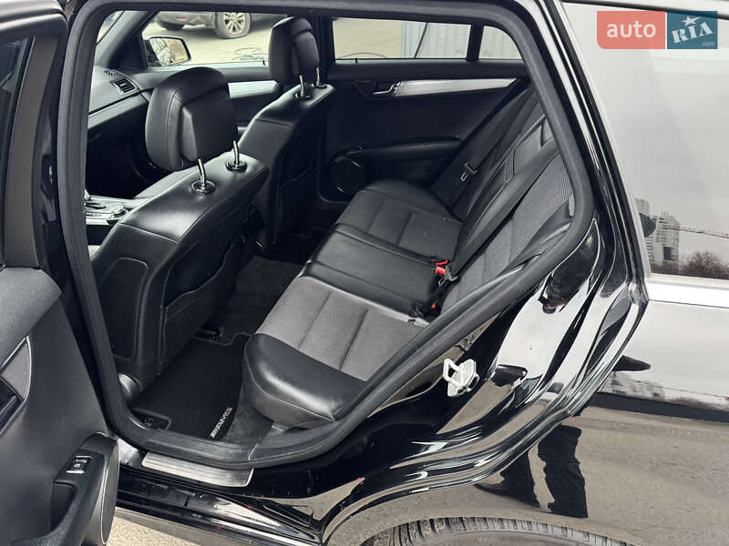 Универсал Mercedes-Benz C-Class 2010 в Киеве фото 20 Универсал Mercedes-Benz C-Class 2010 в Киеве