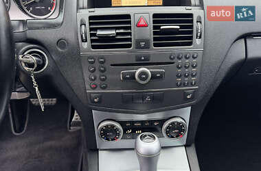 Универсал Mercedes-Benz C-Class 2010 в 