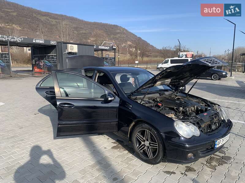 Седан Mercedes-Benz C-Class 2006 в Виноградові