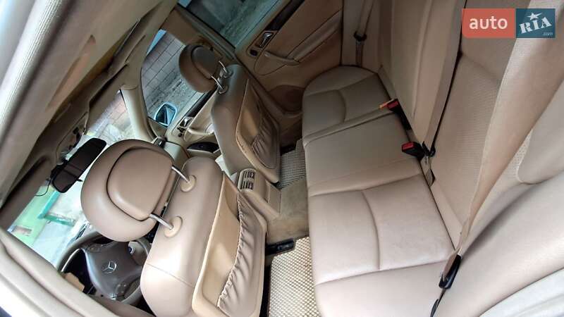 Универсал Mercedes-Benz C-Class 2004 в Ивано-Франковске фото 5 Универсал Mercedes-Benz C-Class 2004 в Ивано-Франковске
