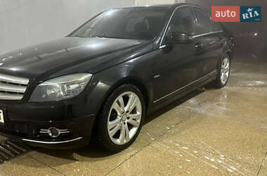 Седан Mercedes-Benz C-Class 2011 в 