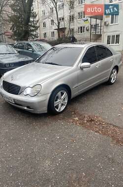 Седан Mercedes-Benz C-Class 2000 в 
