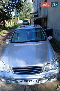 Седан Mercedes-Benz C-Class 2005 в 