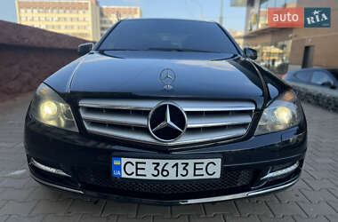 Седан Mercedes-Benz C-Class 2010 в Черновцах