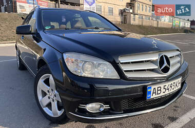 Універсал Mercedes-Benz C-Class 2010 в Вінниці