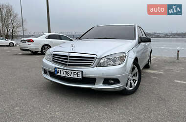 Седан Mercedes-Benz C-Class 2010 в Києві