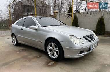 Купе Mercedes-Benz C-Class 2003 в 