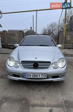 Купе Mercedes-Benz C-Class 2003 в 