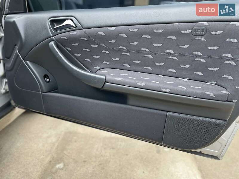Купе Mercedes-Benz C-Class 2003 в Первомайске